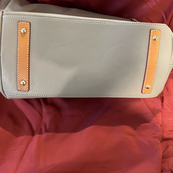 New Dooney Bourke Bag with Wallet and Key Ring! - Picture 6 of 9